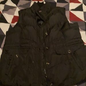 Black size woman’s large black used vest